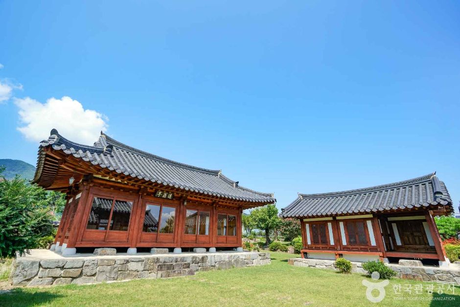 광천서원 여행 추천 - 메고지고