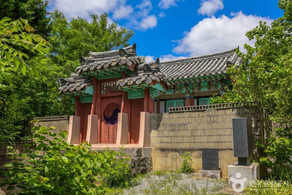 문양서원 여행 추천 - 메고지고 문양서원 여행 추천 - 메고지고