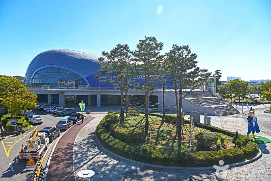 계양경기장 계양체육관 여행 추천 - 메고지고
