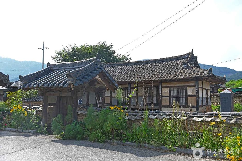덕암서원(임실) 여행 추천 - 메고지고 덕암서원(임실) 여행 추천 - 메고지고