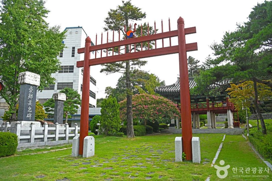 충무공원 여행 추천 - 메고지고 충무공원 여행 추천 - 메고지고