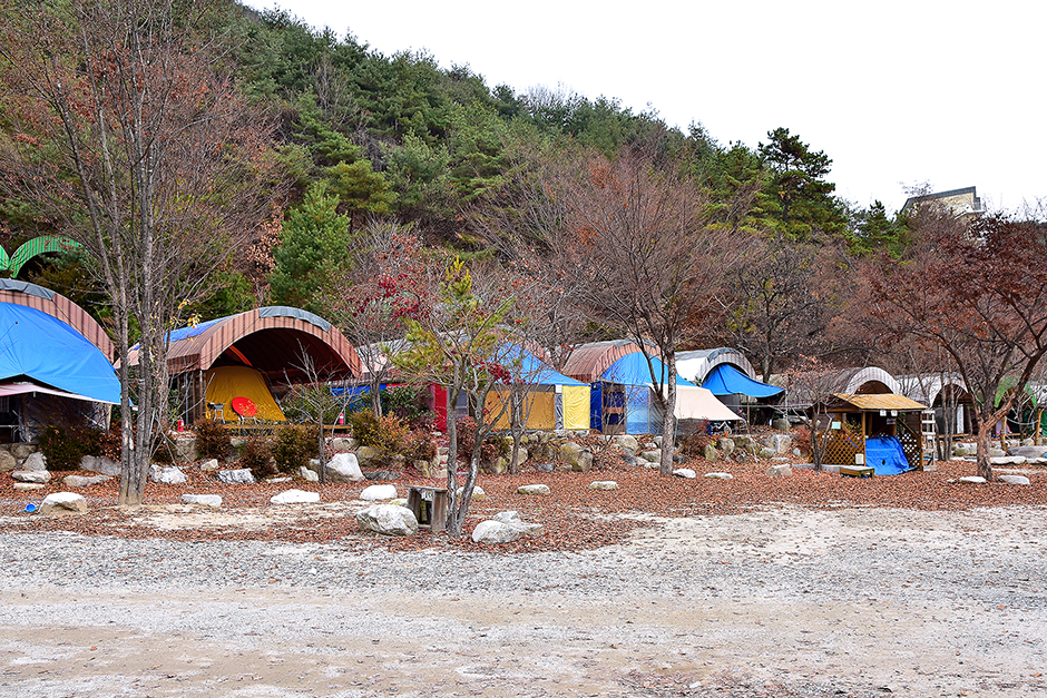 캠핑라운지 여행 추천 - 메고지고 캠핑라운지 여행 추천 - 메고지고