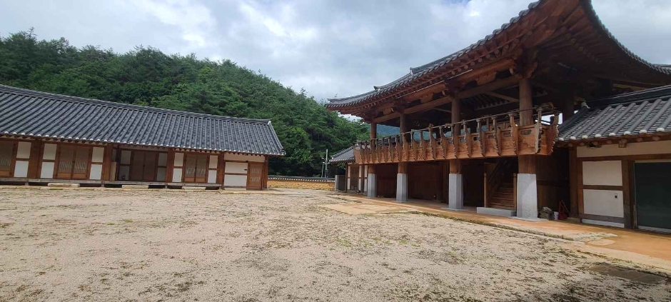 거꾸로옛이야기나라숲 여행 추천 - 메고지고 거꾸로옛이야기나라숲 여행 추천 - 메고지고