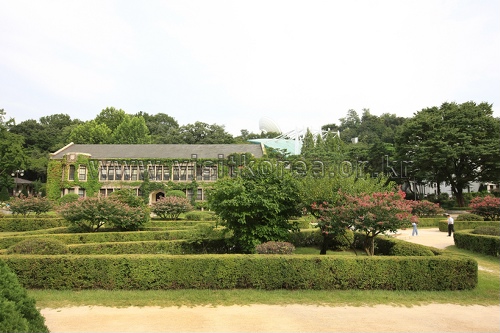 서울 연세대학교 아펜젤러관 여행 추천 - 메고지고 서울 연세대학교 아펜젤러관 여행 추천 - 메고지고