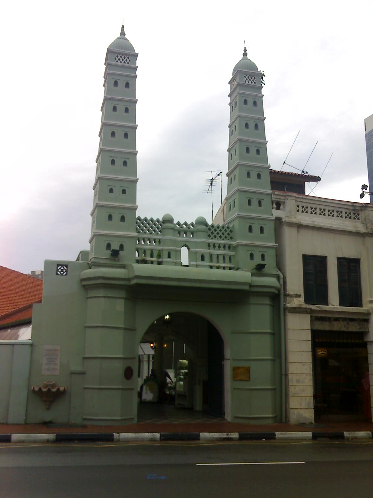 자메 모스크(마스지드 출리아) (Jamae Mosque (Masjid Chulia) Singapore) 여행 추천 - 로드트립
