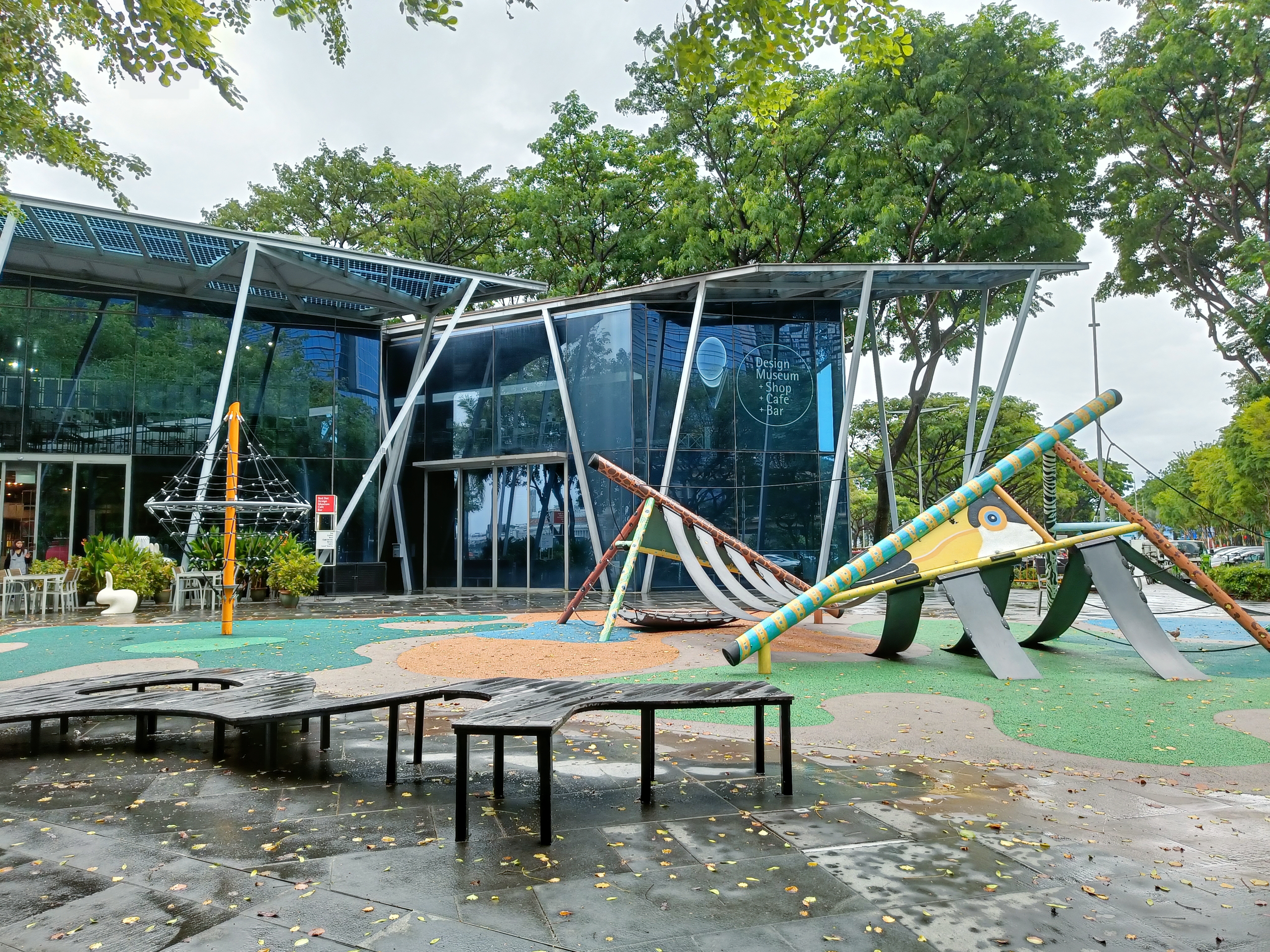 레드닷 디자인 뮤지엄 (Red Dot Design Museum, Singapore) 여행 추천 - 로드트립