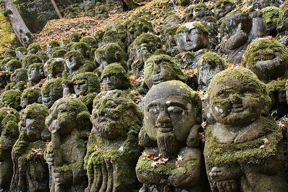 오타기넨부쓰지 (愛宕念仏寺)