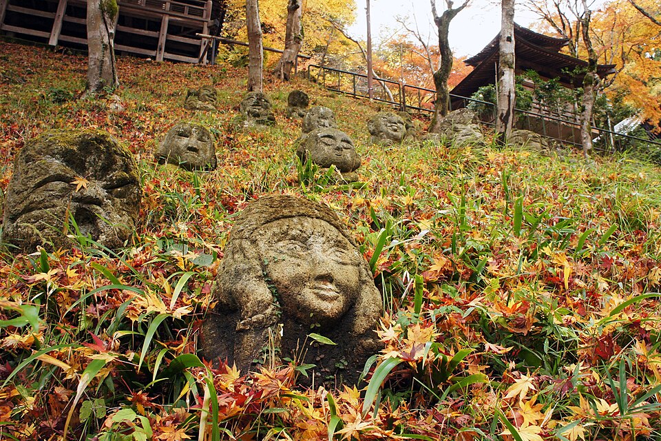 오타기넨부쓰지 (愛宕念仏寺) 여행 추천 - 로드트립