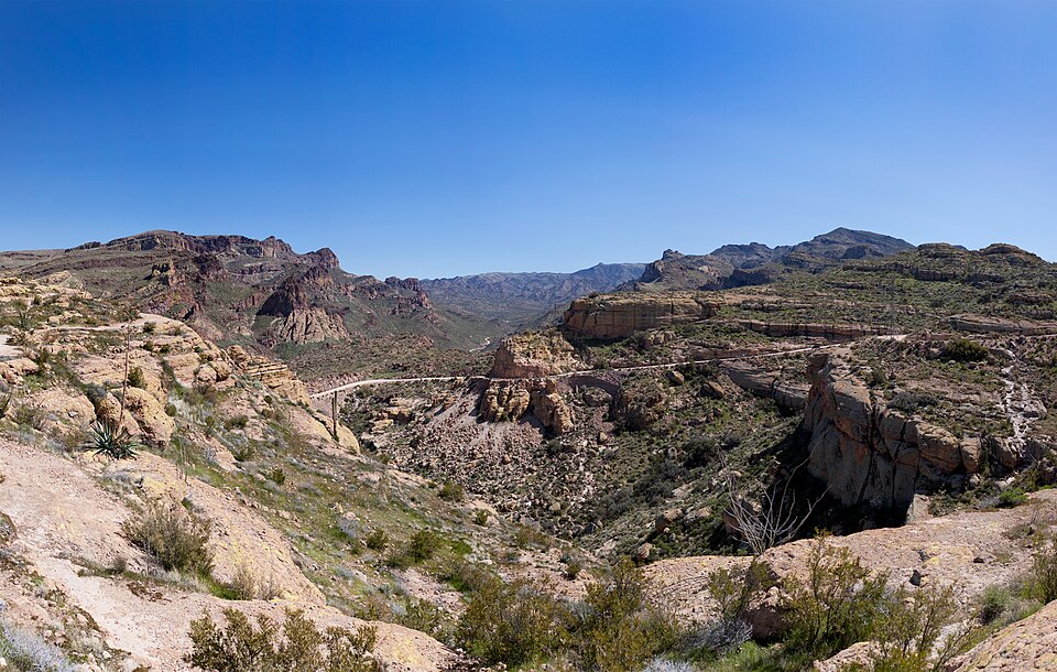 아파치 트레일 (Apache Trail / State Route 88) 여행 추천 - 로드트립