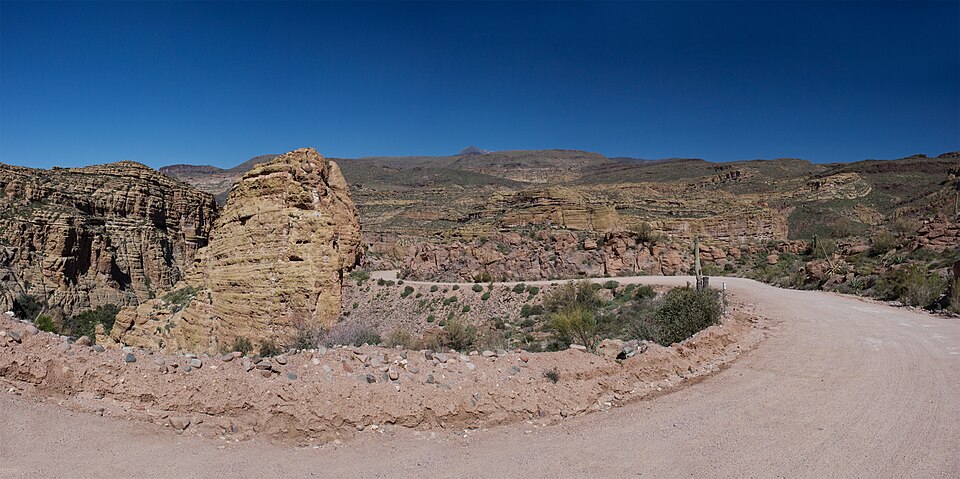 아파치 트레일 (Apache Trail / State Route 88) 여행 추천 - 로드트립