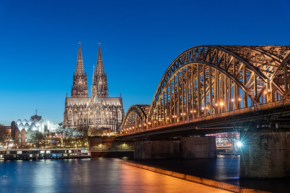 쾰른 대성당 (Kölner Dom) 여행 추천 - 로드트립