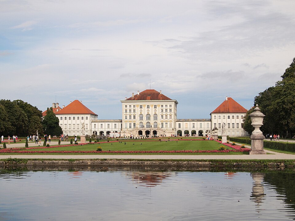님펜부르크 궁전 (Schloss Nymphenburg) 여행 추천 - 로드트립