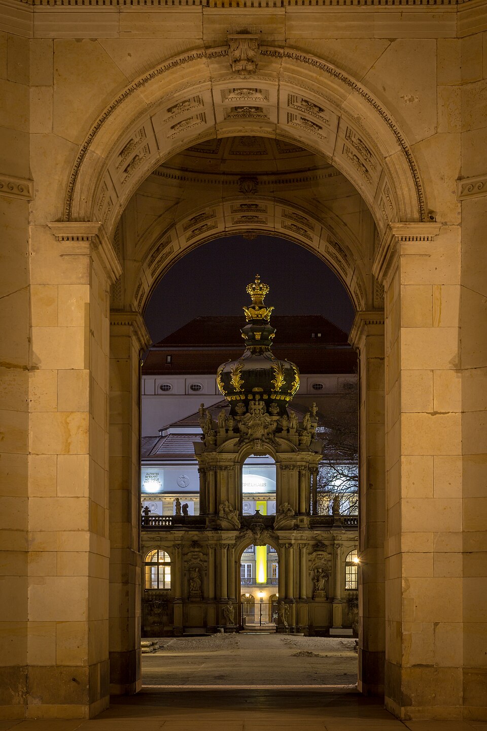 드레스덴 츠빙거 궁전 (Dresdner Zwinger) 여행 추천 - 로드트립