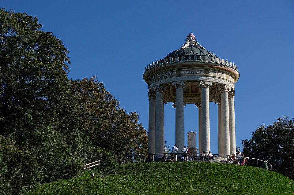 뮌헨 영국정원 (Englischer Garten) 여행 추천 - 로드트립