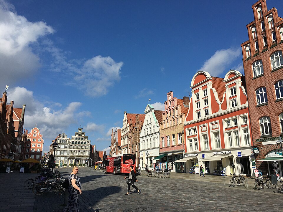 뤼네부르크 암 잔데 역사광장 (Am Sande Lüneburg) 여행 추천 - 로드트립