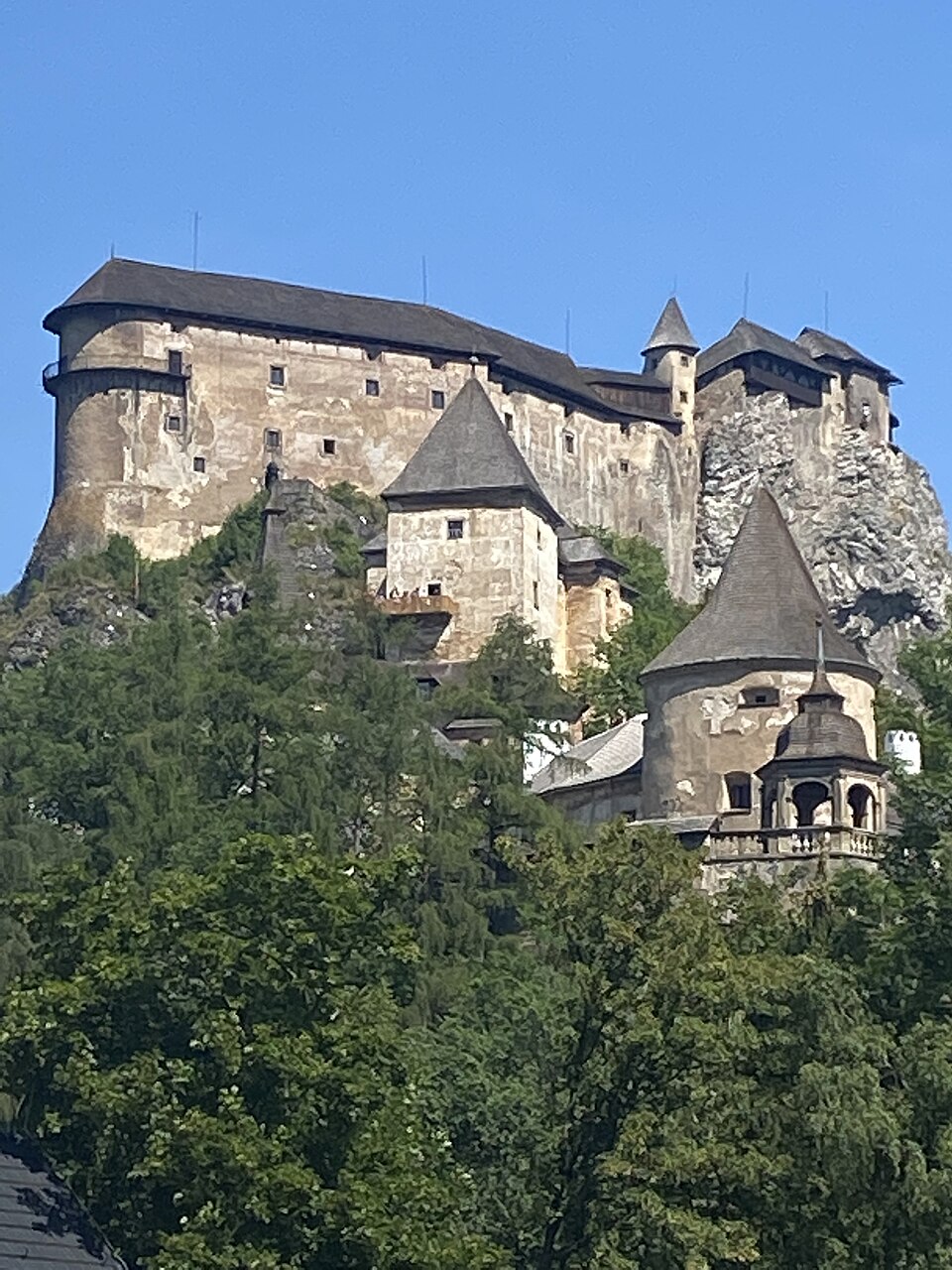 오라바성 (Orava Castle) 여행 추천 - 로드트립