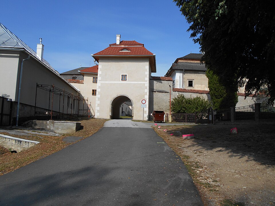 스피시스카 카피툴라 종교도시 (Spišská Kapitula) 여행 추천 - 로드트립