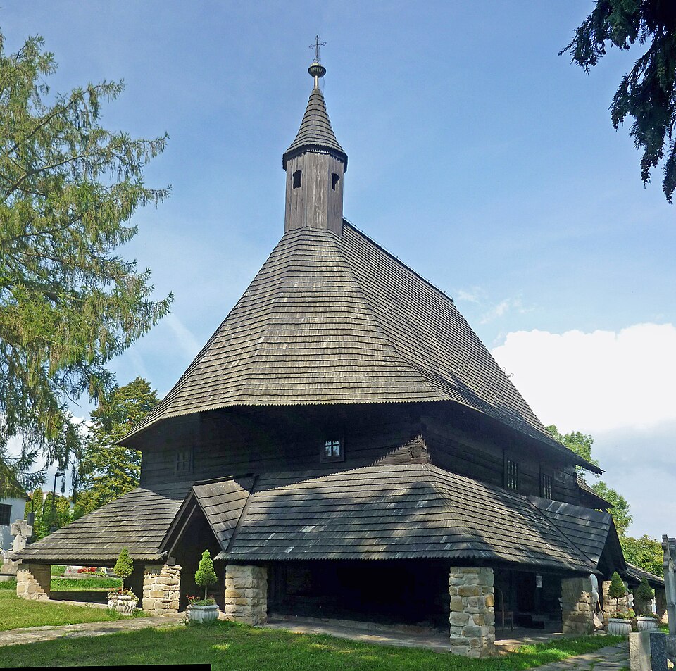 트브르도신 모든 성인 목조교회 (All Saints Church, Tvrdošín) 여행 추천 - 로드트립
