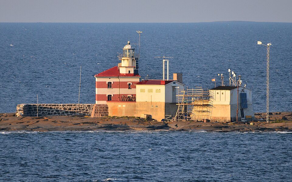 메르케트 등대섬 (Märket Lighthouse) 여행 추천 - 로드트립