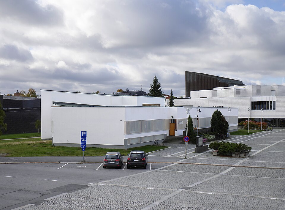 세이내요키 알토 도서관 (Seinäjoki Aalto Library) 여행 추천 - 로드트립