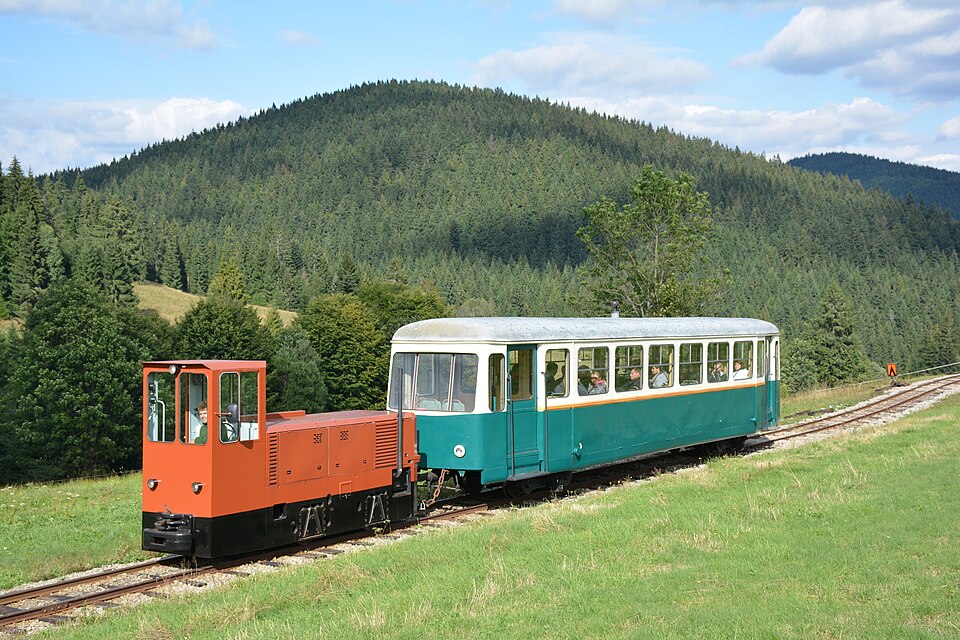 오라바 산림철도 (Orava Forest Railway) 여행 추천 - 로드트립
