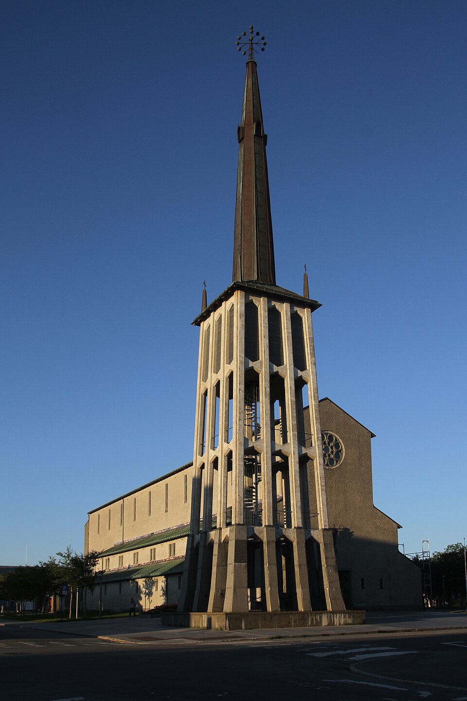 보되 대성당 (Bodø domkirke) 여행 추천 - 로드트립