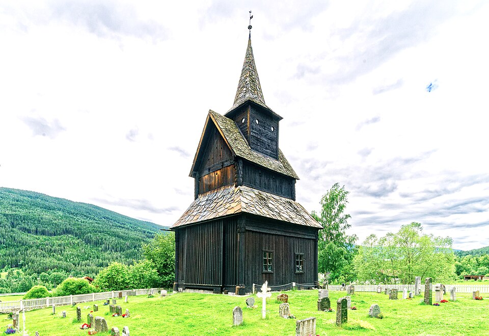 토르포 목조교회 (Torpo stavkirke) 여행 추천 - 로드트립
