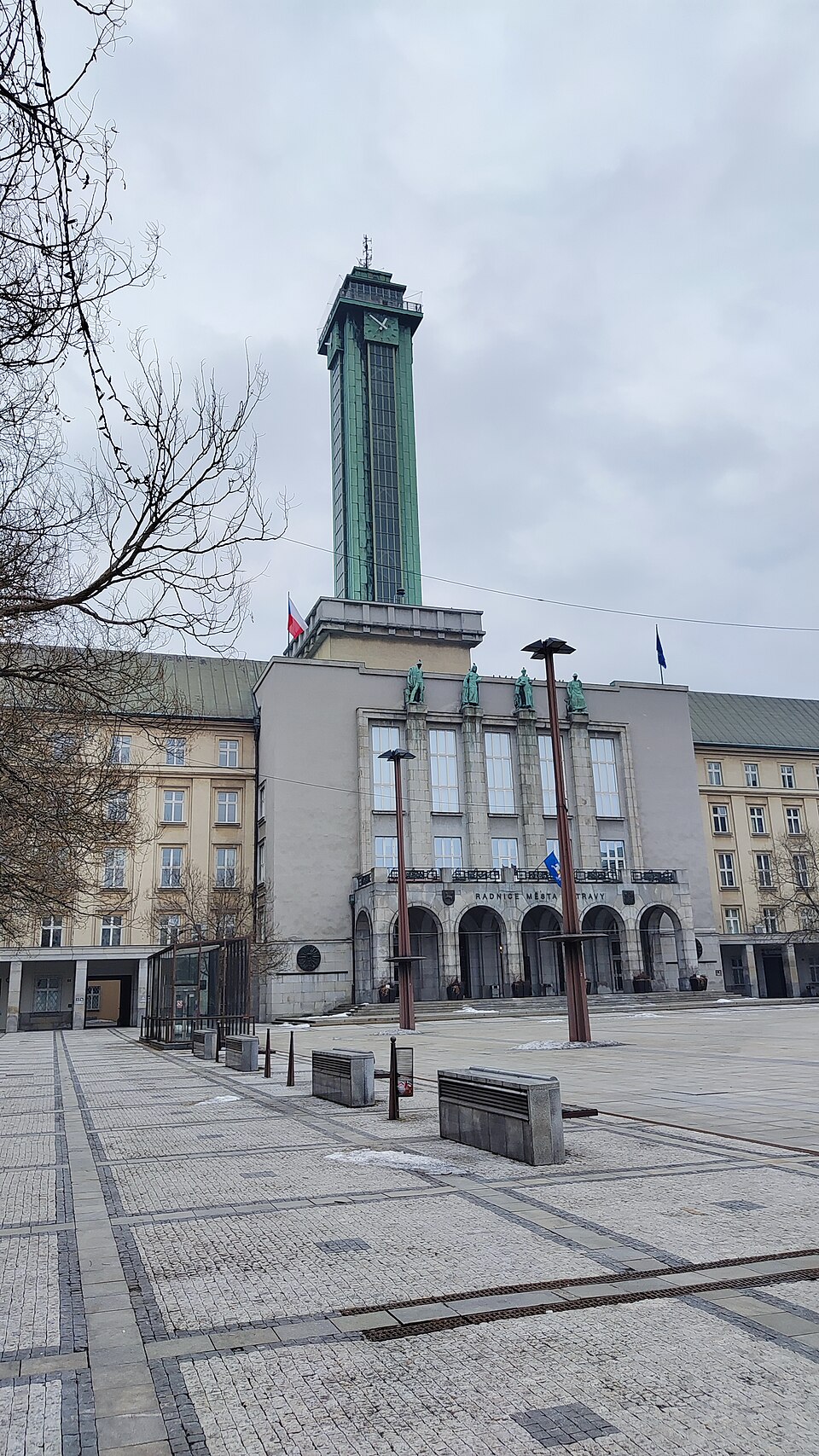 오스트라바 신시청사 전망탑 (Vyhlídková věž Nové radnice Ostrava) 여행 추천 - 로드트립
