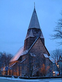 보스 방스키르캬 중세 석조교회 (Vangskyrkja (Voss kirke)) 여행 추천 - 로드트립