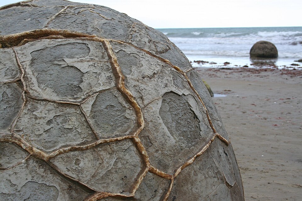 모에라키 볼더스·테 카이히나키 (Moeraki Boulders / Kaihinaki) 여행 추천 - 로드트립