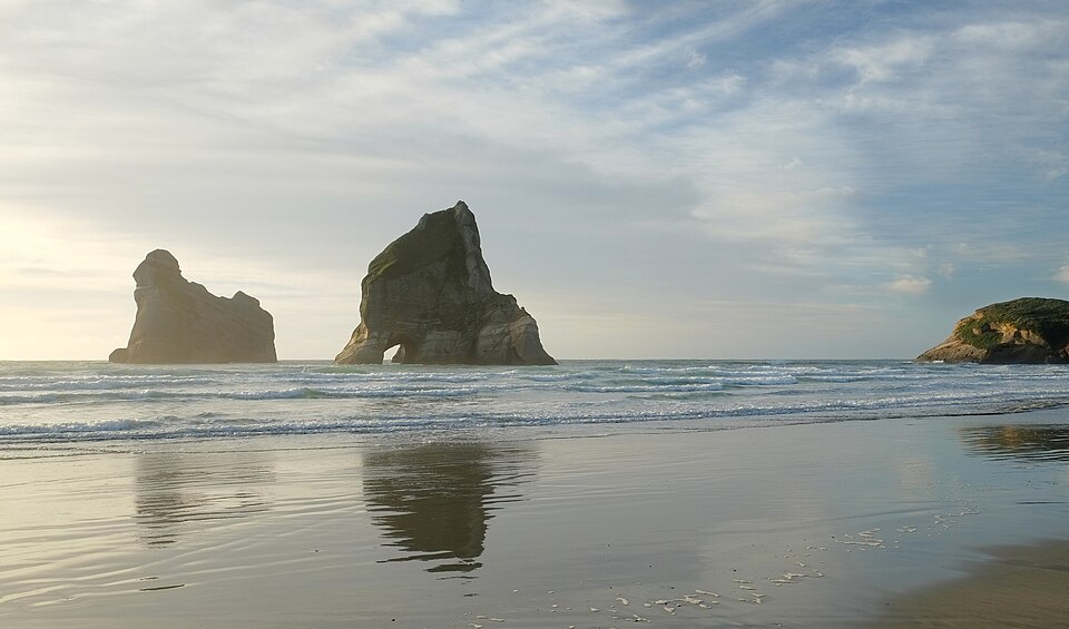 와라리키 해변 (Wharariki Beach) 여행 추천 - 로드트립