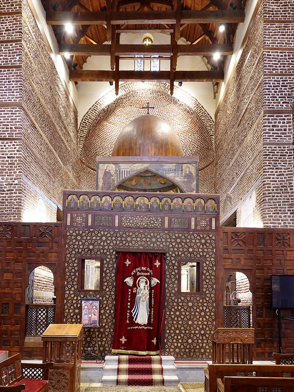 아부 세르가 교회 (Church of Saints Sergius and Bacchus) 여행 추천 - 로드트립