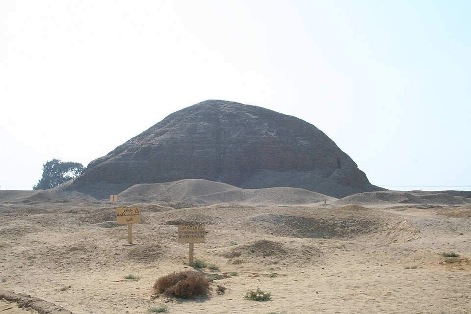 하와라 피라미드 (Hawara Pyramid of Amenemhat III) 여행 추천 - 로드트립