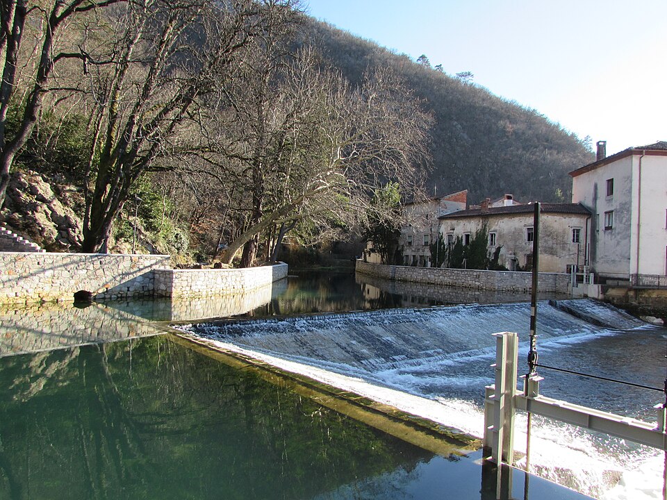 비파바강 발원지 (Vipava River Springs) 여행 추천 - 로드트립