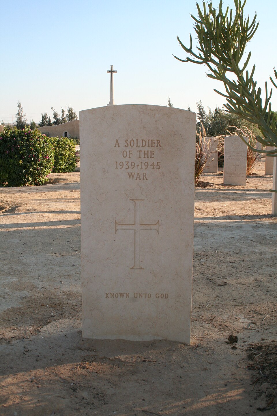 엘 알라메인 영연방 전쟁묘지 (El Alamein War Cemetery) 여행 추천 - 로드트립