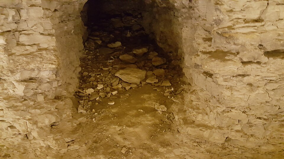 사카라 세라페움 지하묘역 (Serapeum of Saqqara) 여행 추천 - 로드트립