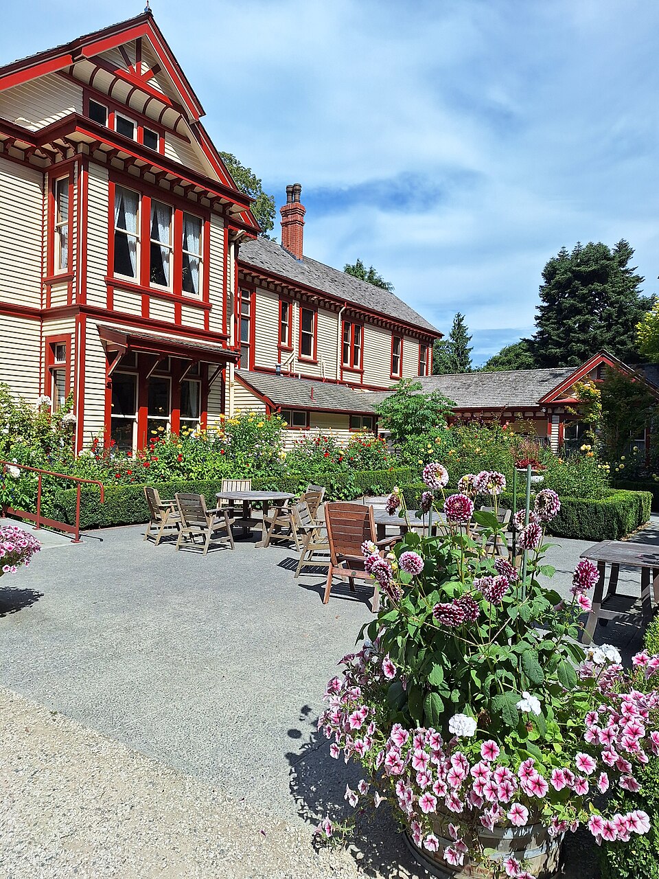 리카턴 하우스와 푸타링가모투 원시림 (Riccarton House & Pūtaringamotu / Riccarton Bush) 여행 추천 - 로드트립