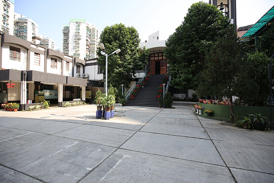 파티마 성모 성당 (Our Lady of Fátima Church) 여행 추천 - 로드트립