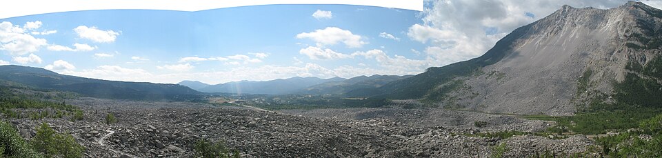 프랭크 슬라이드 해설센터 (Frank Slide Interpretive Centre) 여행 추천 - 로드트립