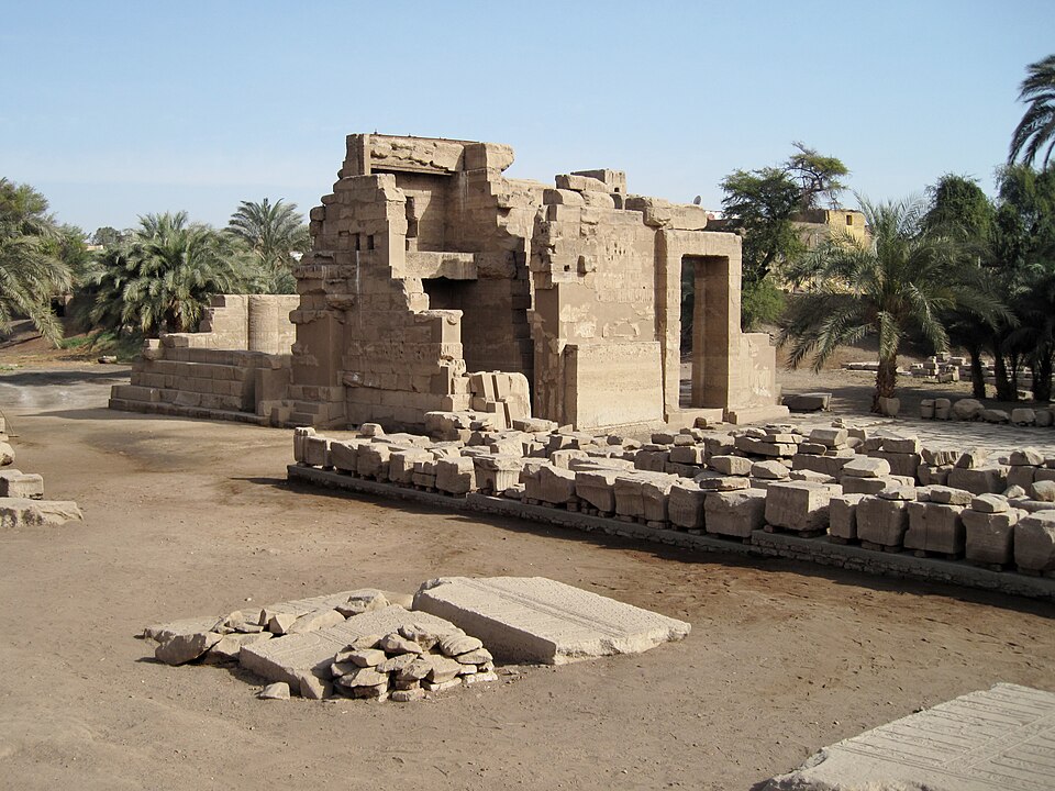 엘토드 몬투 신전 (Temple of Montu at Tod (El-Tod)) 여행 추천 - 로드트립