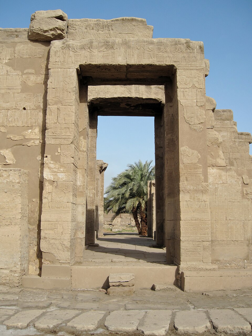 엘토드 몬투 신전 (Temple of Montu at Tod (El-Tod)) 여행 추천 - 로드트립