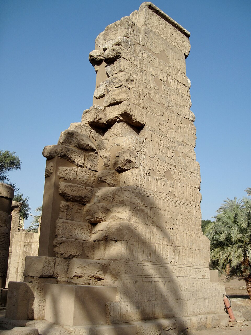 엘토드 몬투 신전 (Temple of Montu at Tod (El-Tod)) 여행 추천 - 로드트립