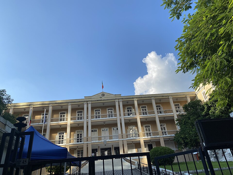포르투갈 총영사관·옛 성 라파엘 병원 (Consulate-General of Portugal (Former St. Raphael Hospital)) 여행 추천 - 로드트립
