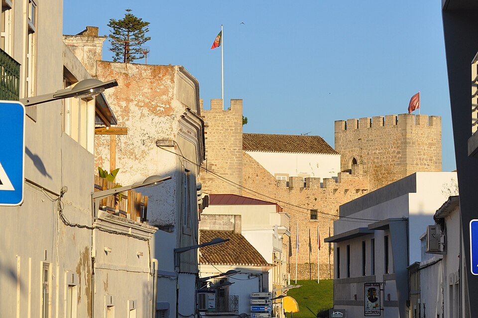 룰레 성·시립박물관 (Castelo de Loulé – Museu Municipal de Loulé) 여행 추천 - 로드트립