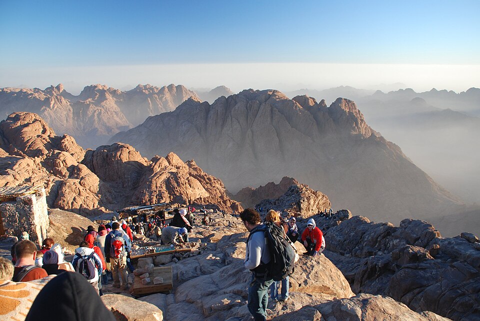 시나이산·모세산 정상 등산로 (Mount Sinai (Jabal Musa) Summit Trail) 여행 추천 - 로드트립