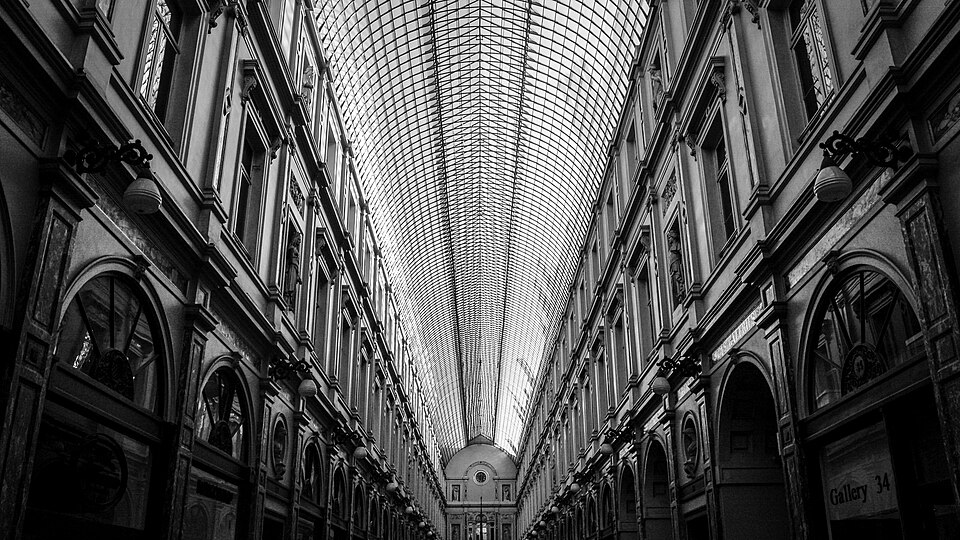 생튀베르 왕립 갤러리 (Galeries Royales Saint-Hubert) 여행 추천 - 로드트립