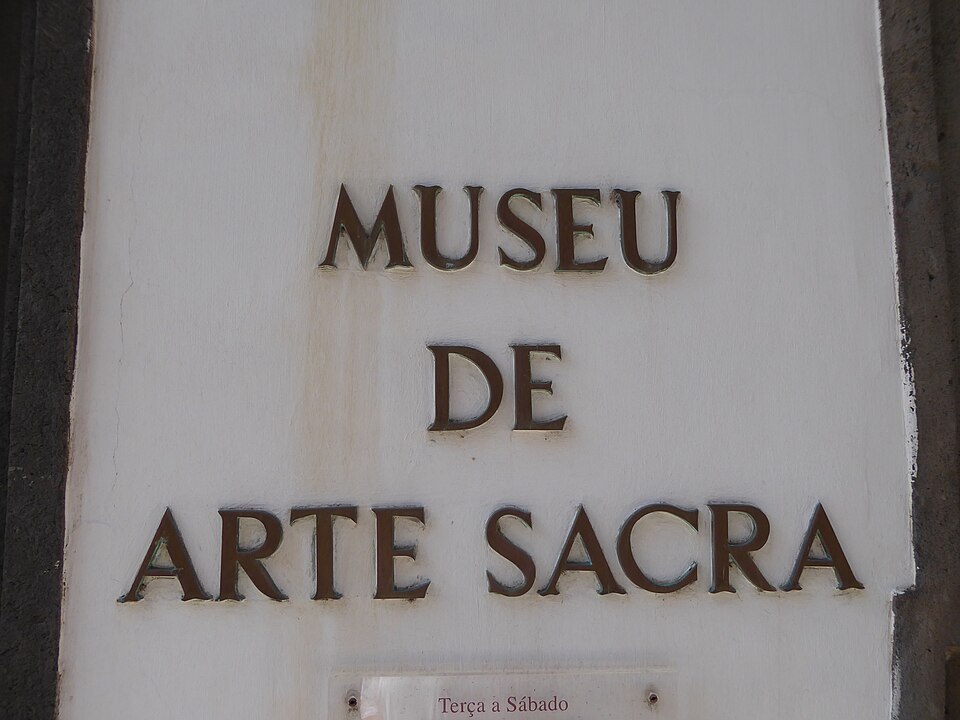 푼샬 성미술박물관 (Museu de Arte Sacra do Funchal) 여행 추천 - 로드트립