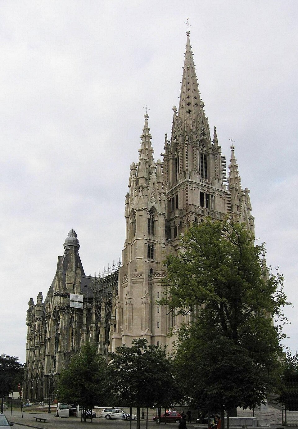 라컨 성모교회와 왕실 지하묘실 (Church of Our Lady of Laeken / Royal Crypt) 여행 추천 - 로드트립