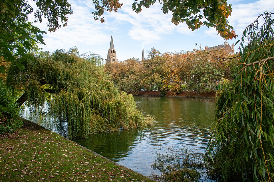 익셀 연못 (Ixelles Ponds / Étangs d’Ixelles) 여행 추천 - 로드트립
