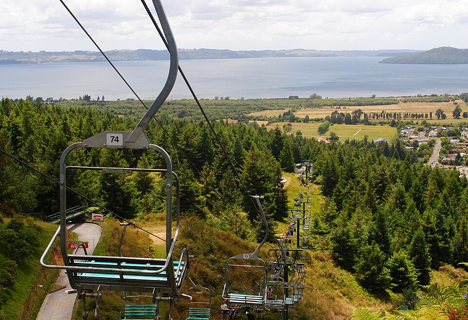 스카이라인 로토루아 곤돌라·루지 (Skyline Rotorua) 여행 추천 - 로드트립